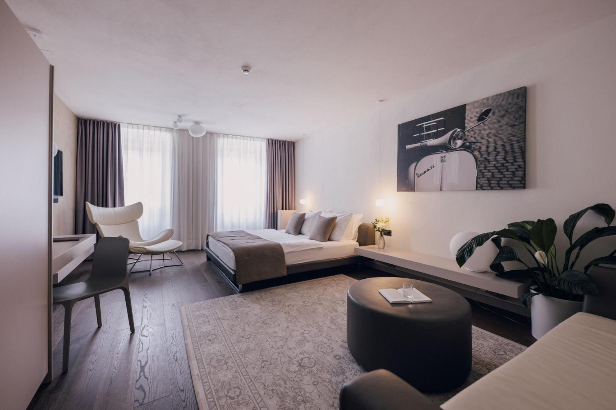 Guesthouse Suiteseven Мерано Екстер'єр фото